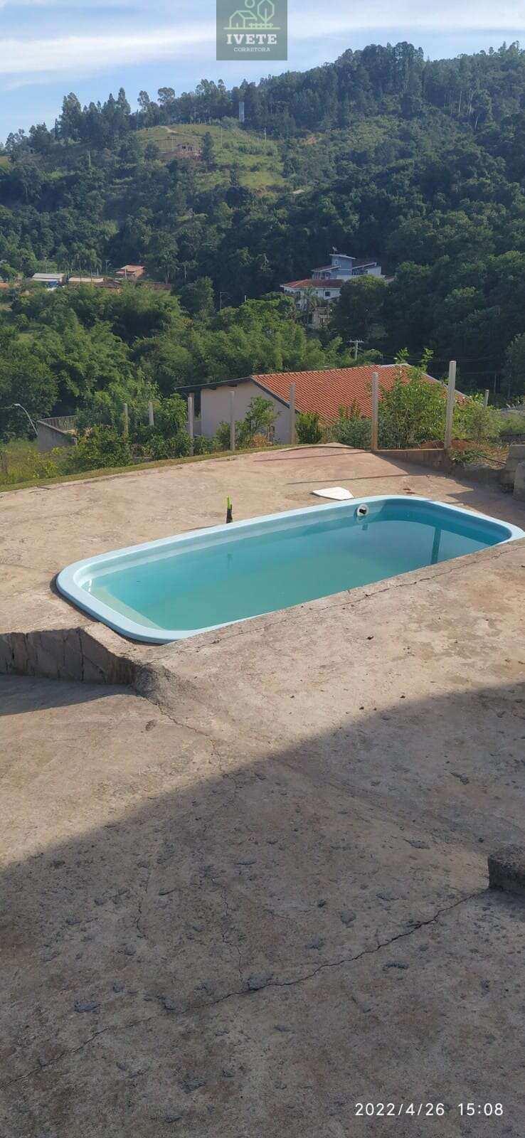🏠Casa com Piscina à Venda no Jardim da Laje – Lindóia/SP - Ivete San Imóveis