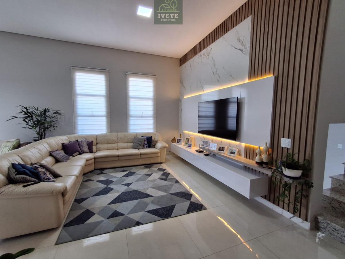 Casa de Alto Padráo em Socorro -Condominio dos Ipês. Lazer Completo - Ivete San Imóveis