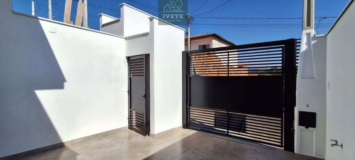 Casa moderna, aconchegante - Ivete San Imóveis