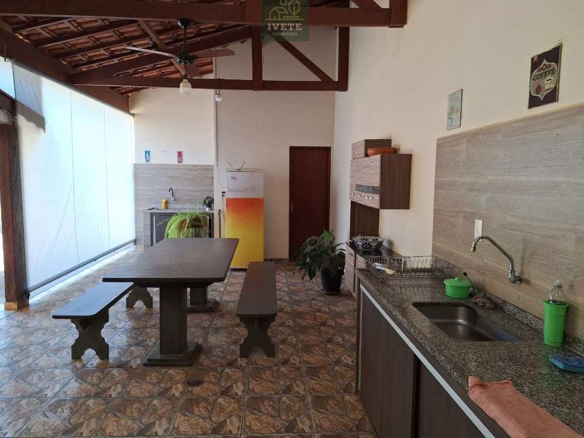 🏡Chácara à Venda no Bairro Tanque – Águas de Lindóia/SP - Ivete San Imóveis