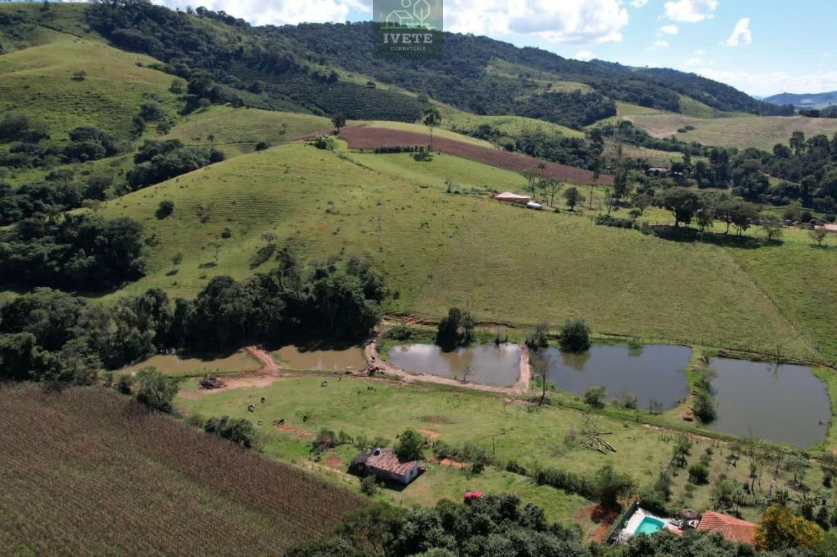 Chácara de Luxo nos Cardosos - Socorro, SP: Seu Refúgio de Sonho na Natureza - Ivete San Imóveis