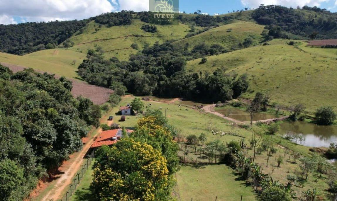 Chácara de Luxo nos Cardosos - Socorro, SP: Seu Refúgio de Sonho na Natureza - Ivete San Imóveis