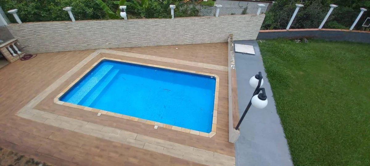 CHACARA NA CIDADE DE SOCORRO A 2 KM DO CENTRO. - Ivete San Imóveis