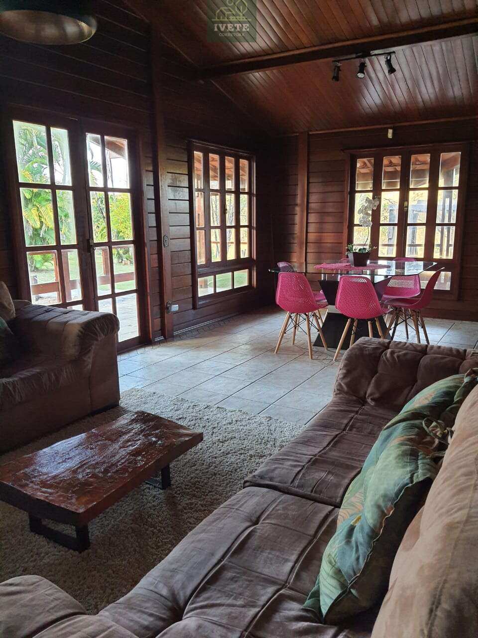 🏡Excelente chácara no Bairro Visconde com vista para as montanhas - Ivete San Imóveis