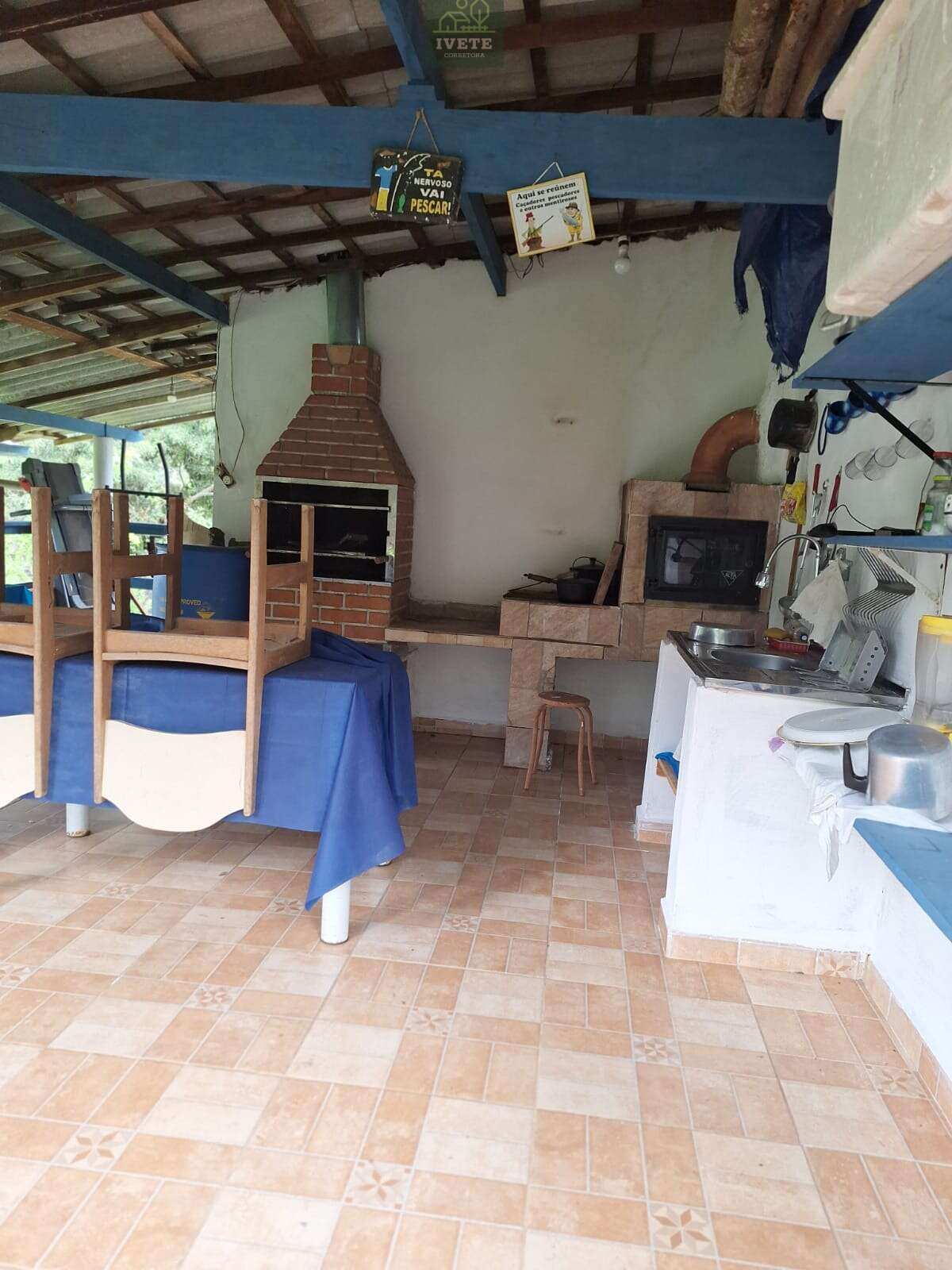 🏡 Linda Chácara à Venda em Pedra Bela/SP - Ivete San Imóveis