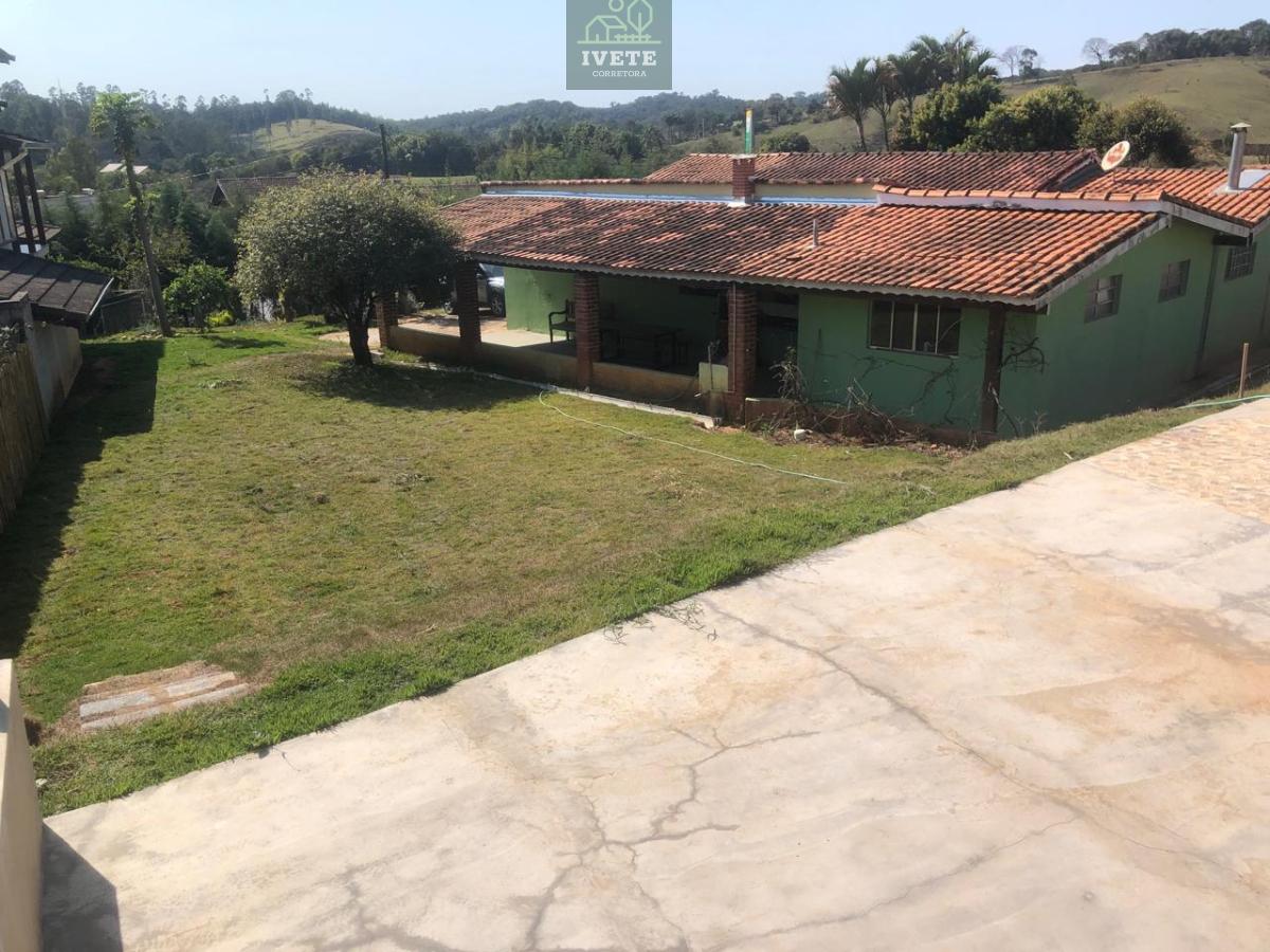 OPORTUNIDADE EM MONTE ALEGRE DO SUL-COM PISCINA - Ivete San Imóveis