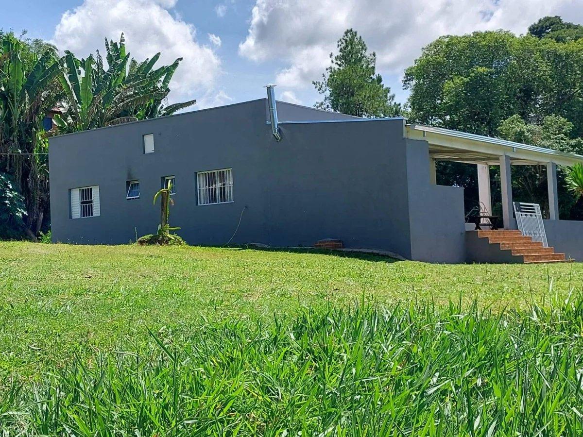 Seu Refúgio no Coração da Natureza: Uma Oportunidade Única em Sapucaí, Jacutinga - Divisa com Itapira, SP - Ivete San Imóveis