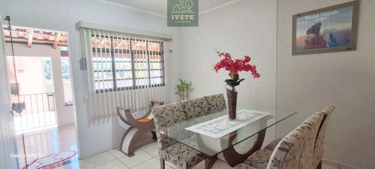 Socorro SP  Casa a Venda  Localizada no Bairro do Saltinho 2km da Rodoviária - Ivete San Imóveis