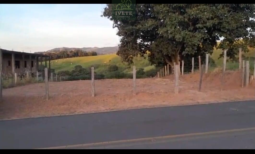 Terreno em Socorro, no asfalto 1.000m2.Excelente - Ivete San Imóveis